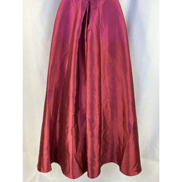 Monique Lhuillier Raspberry Romance Gown $595 - Picture 9 of 14